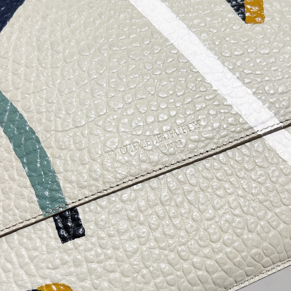 Authentic Burberry Prorsum ONE OF A KiND 1/1 ULTRA RARE Hand Painted Clutch Bag - Picture 7 of 13